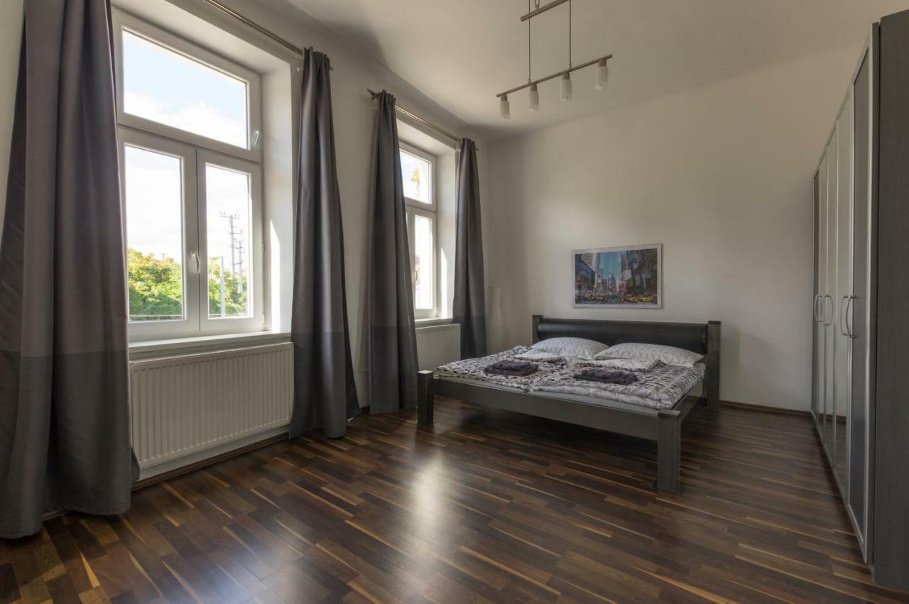 Spacious In Center With Terrace * Wien